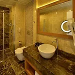 Dolphin Family Hotel 公寓式酒店 阿拉尼亚