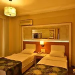 Dolphin Family Hotel 3*