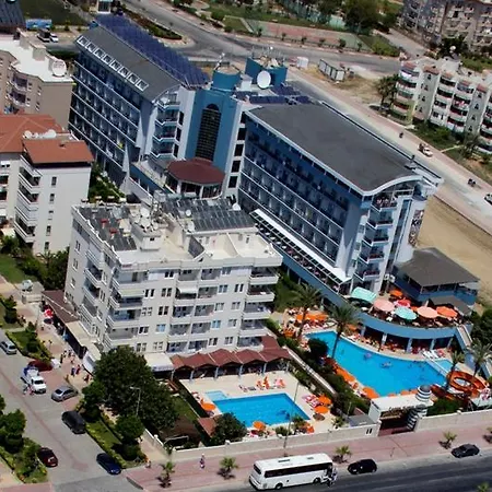 아파트호텔 Dolphin Family Hotel 3*