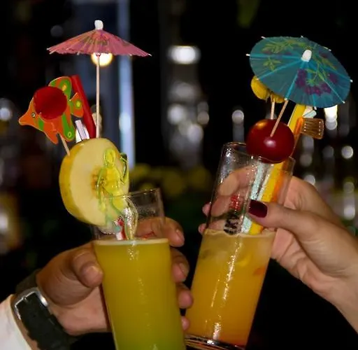 Dolphin Family Hotel 3*