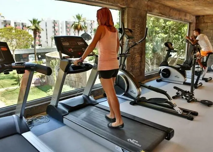 Dolphin Family Hotel شقة فندقية