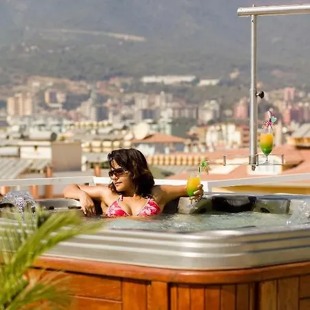 Dolphin Family Hotel 3* Alanya